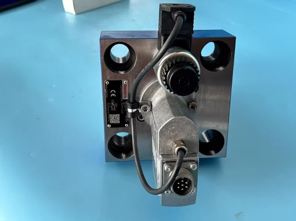 Rexroth R901436321 Flow Control Valve 2WFCE50S1500L-1X/M/24A1